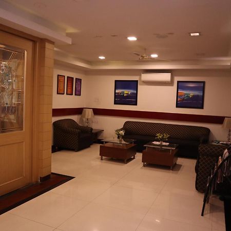 Sri Sai Ram Suites บังกาลอร์ ภายนอก รูปภาพ