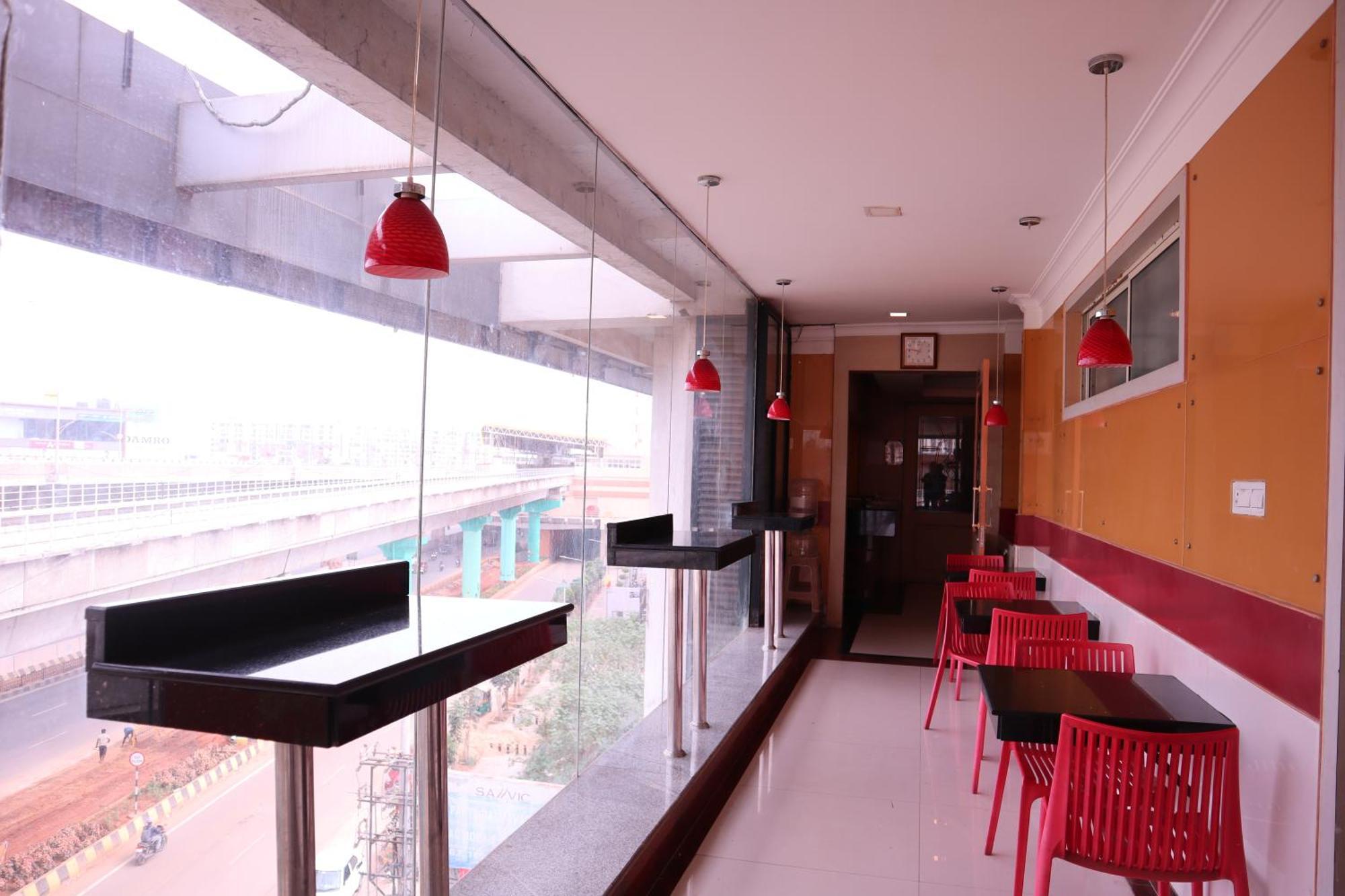 Sri Sai Ram Suites บังกาลอร์ ภายนอก รูปภาพ