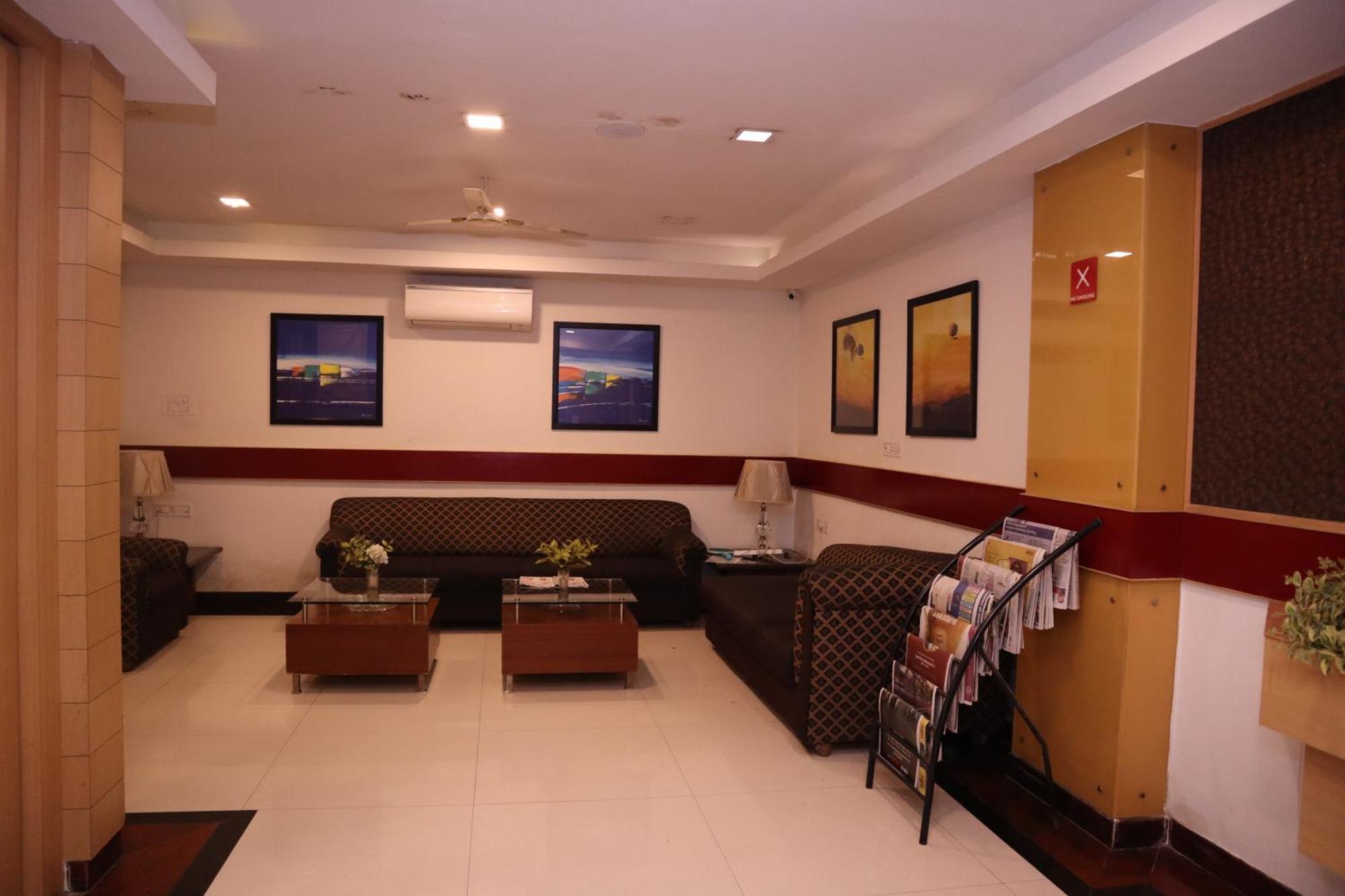 Sri Sai Ram Suites บังกาลอร์ ภายนอก รูปภาพ
